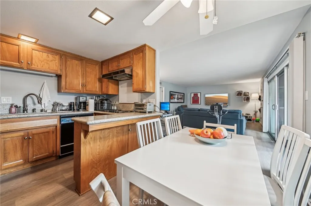 2940 W. Carson St 112, Torrance, California 90503 home-pic-7